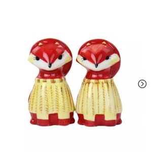 Gibson Home Woodland Fox Salt and Pepper Shakers